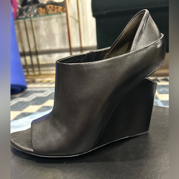 Alexander Wang Alla Women’s Black Shoe Size 38 1/2 (8 1/2) barely worn - Picture 7 of 8